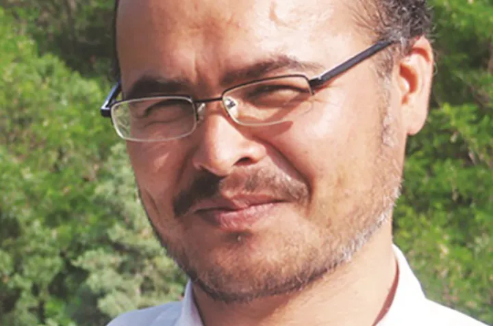 نویسندگان ما بیشتر درگیر غم نان‌اند تا خلق آثار ادبی